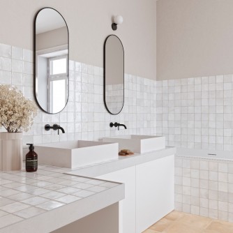 GENIE PORCELAIN